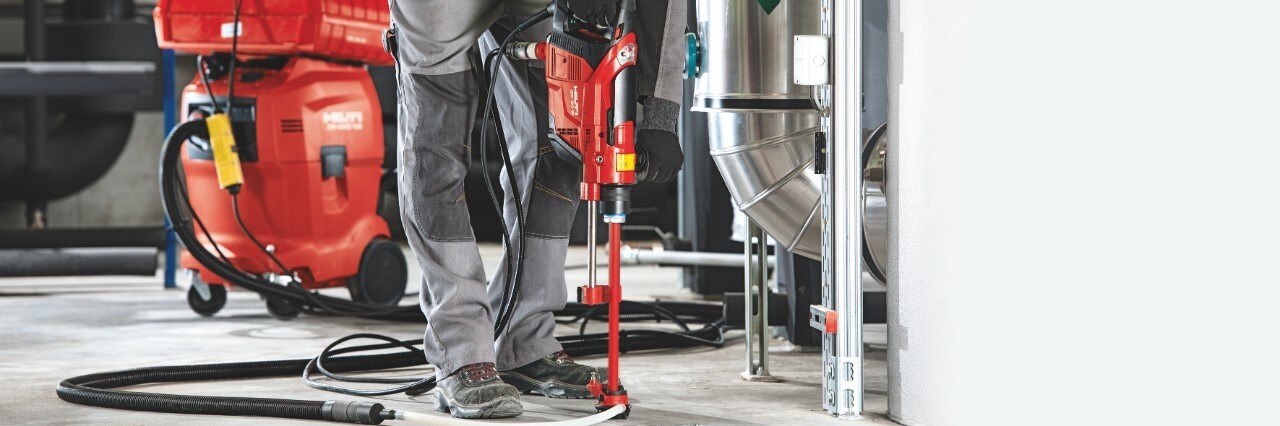 Hilti DD 30-W Diamantkernbohrgerät für Anwendungen mit Schwerlastdübeln und Bewehrungsanschlüssen