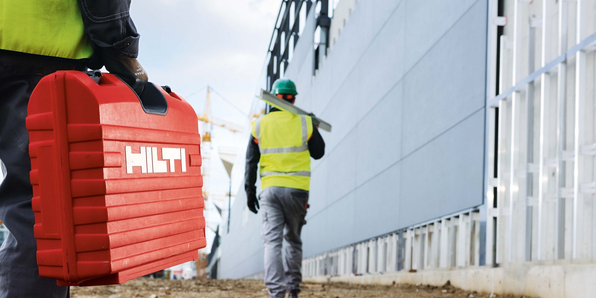 Systeme für hinterlüftete Fassaden