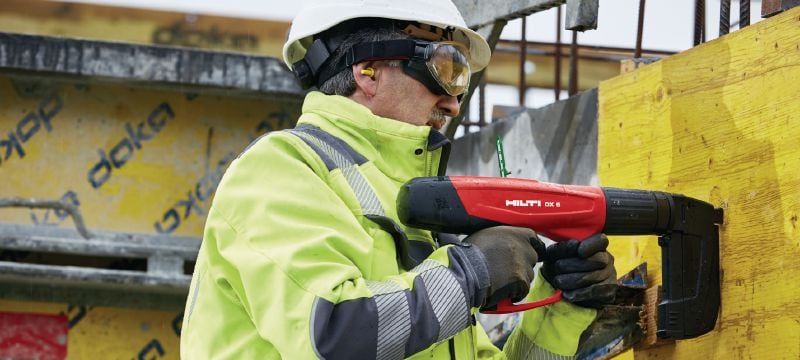 DX 5-MX Bolzensetzgerät Hohe Produktivität und Vielseitigkeit mit digitalfähigem, voll automatischem Bolzensetzgerät; für magazinierte Nägel Anwendungen 1