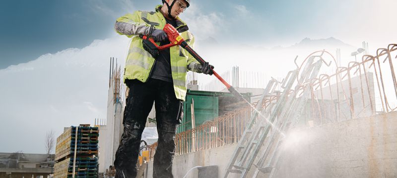 Idropulitrice cordless PC 2-22 Idropulitrice portatile con pressione di esercizio di 40 bar (580 PSI), per pulizie leggere nei cantieri (piattaforma a batteria Nuron) Applicazioni 1
