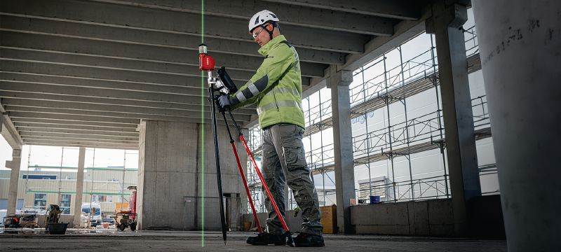 Puntatore laser per layout PM 2-PG / POA 70 Puntatore laser autolivellante per layout, per un processo di tracciatura semplificato e più accurato con la stazione totale da cantiere Applicazioni 1
