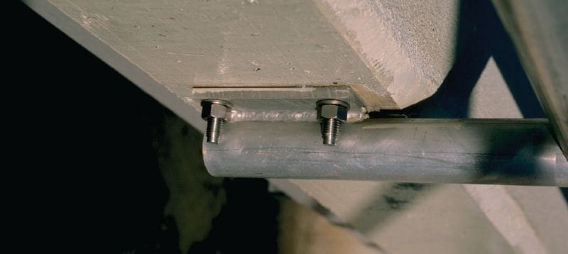 Tassello sottosquadro per posa superficiale HSC-AR Tassello sottosquadro basso (acciaio inox, filettatura esterna) ad alte prestazioni Applicazioni 1