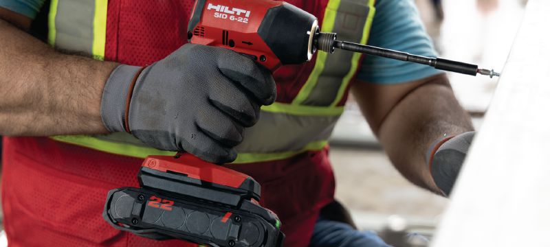 Avvitatore a impulsi a batteria SID 6-22 Avvitatore a impulsi a batteria cordless di grande potenza con motore brushless e precisa maneggevolezza per risparmiare tempo nei lavori di fissaggio ad alto volume (piattaforma a batteria Nuron) Applicazioni 1