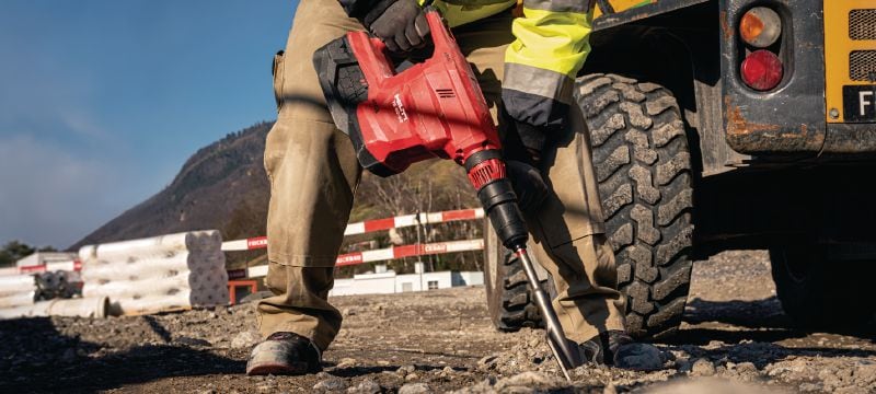 Akku-Bohrhammer TE 60-22 SDS Max (TE-Y) Akku-Bohrhammer mit aktiver Vibrationsreduktion und elektronischer Schnellabschaltung für schwere Bohr- und Meißelarbeiten in Beton (kabellose Nuron-Geräteplattform) Anwendungen 1