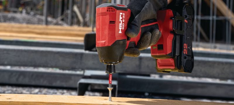 Avvitatore a impulsi a batteria SID 6-22 Avvitatore a impulsi a batteria cordless di grande potenza con motore brushless e precisa maneggevolezza per risparmiare tempo nei lavori di fissaggio ad alto volume (piattaforma a batteria Nuron) Applicazioni 1