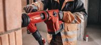 Perforatore a batteria TE 60-22 Perforatore potente e cordless SDS Max (TE-Y) dall'elevato rapporto peso-potenza per la foratura pesante e la scalpellatura nel calcestruzzo e nella muratura (batteria Nuron) Applicazioni 1